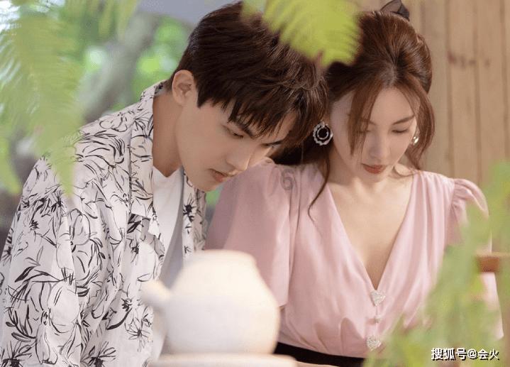 卡通汽车拼拼看