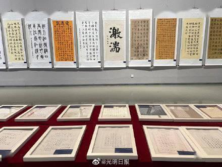 小卖部卖十一斤韭菜获利三元被罚三万 ，律师：应免于处罚!你赞同吗？
